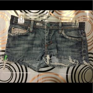 575 Distressed Jeans Shorts Sz 26